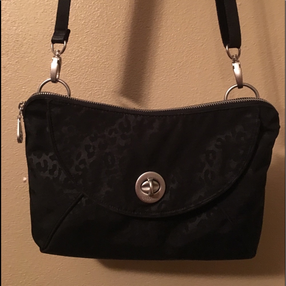 Baggallini cross body handbag